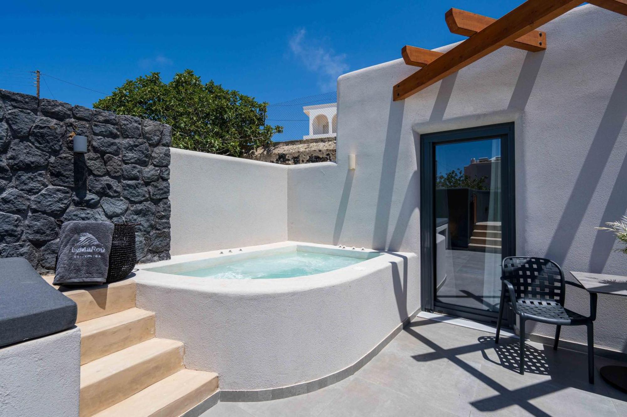 Lymarou Collection Aparthotel Megalochori  Exterior photo